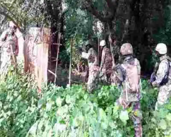 Army Rescues Kidnapped NNPC Workers, Loses 9 Soldiers & A Civilian In The Process